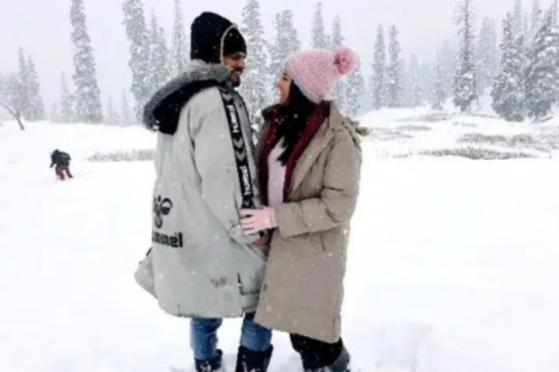 Honeymoon Special - Kashmir